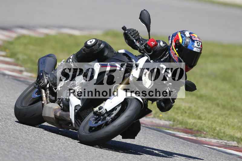 /Archiv-2025/42 07.08.2025 Peter Studer Girls Day ADR/Gruppe pink/12